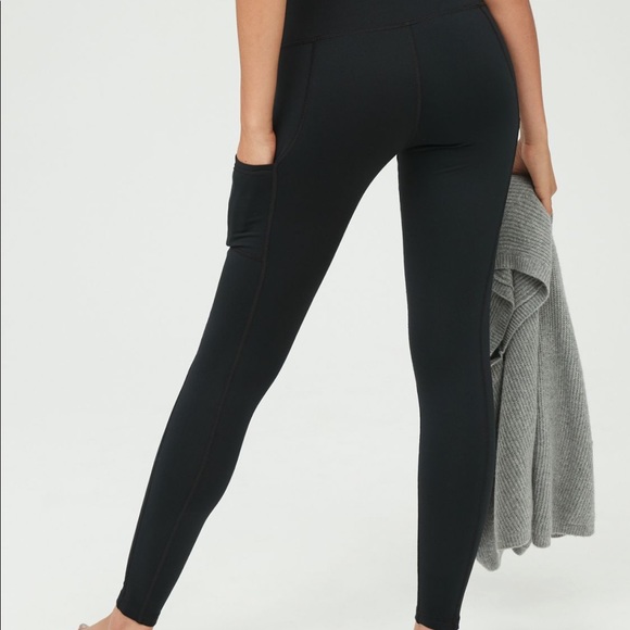 4 Black Aerie Leggings!! - Picture 2 of 12